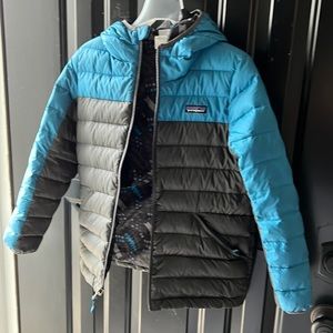 Boys Patagonia Reversible Jacket Size 10.